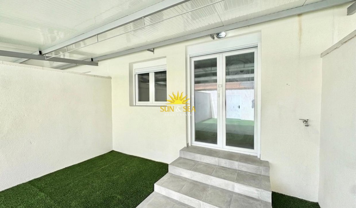 Долгосрочная аренда - Studio apartment -  - Orihuela