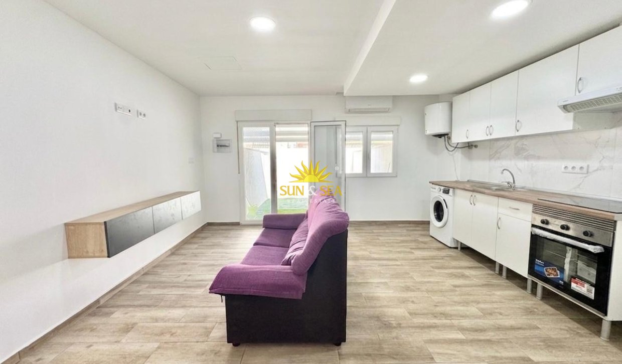 Долгосрочная аренда - Studio apartment -  - Orihuela