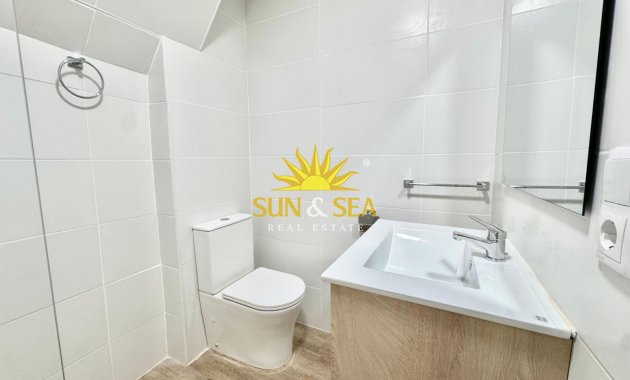 Alquiler a largo plazo - Estudio -  - Orihuela