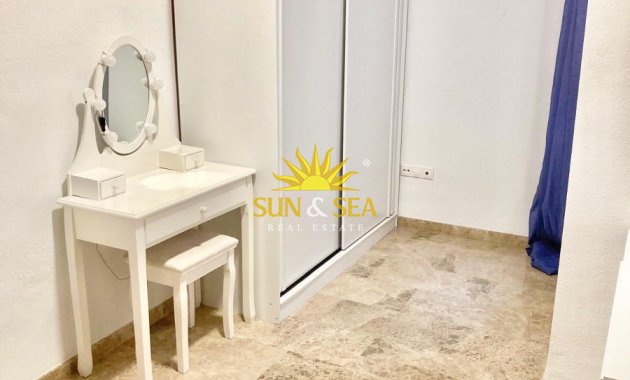Alquiler a largo plazo - Apartamento - Alicante (Alacant)