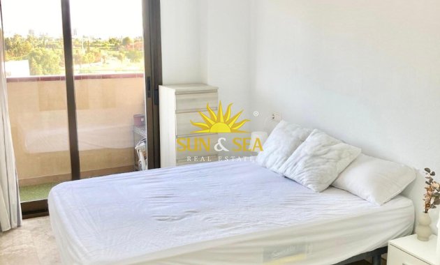 Alquiler a largo plazo - Apartamento - Alicante (Alacant)
