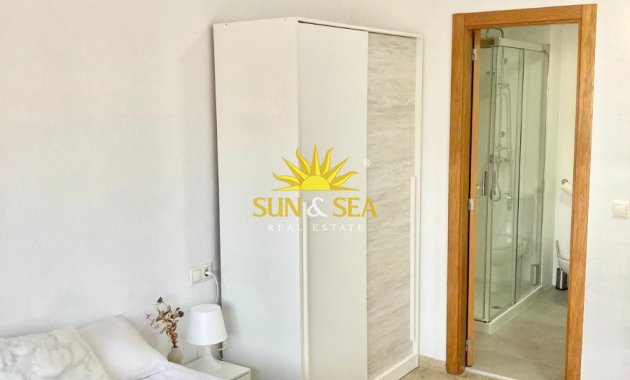 Alquiler a largo plazo - Apartamento - Alicante (Alacant)