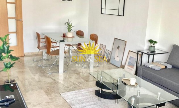 Alquiler a largo plazo - Apartamento - Alicante (Alacant)