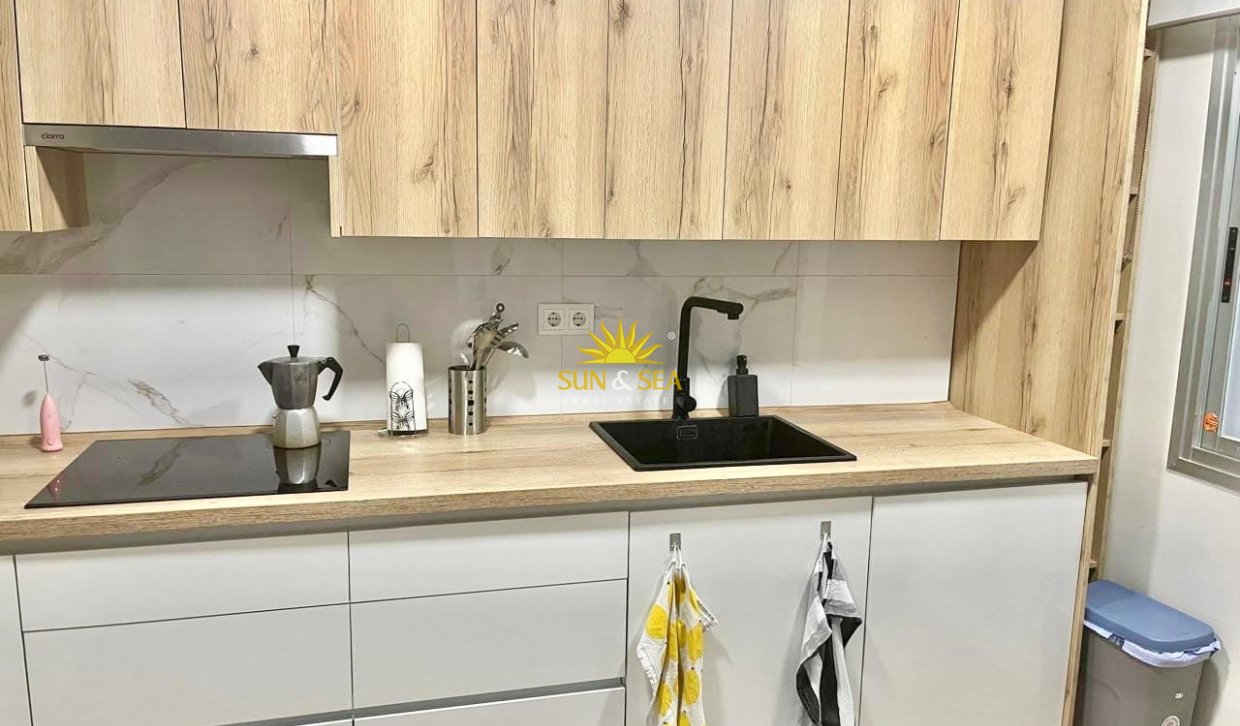 Location à long terme - Appartement - Alicante - Centro