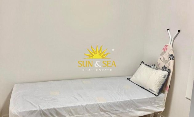 Location à long terme - Appartement - Alicante - Centro