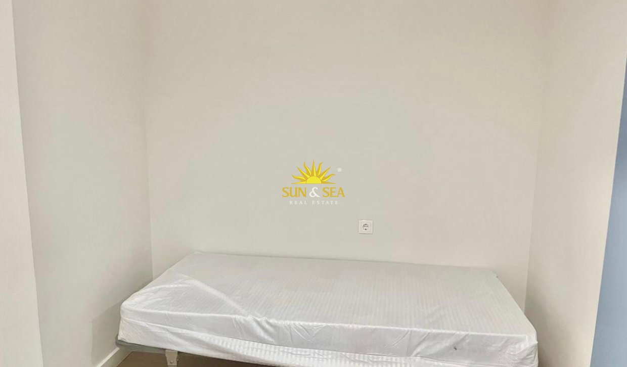 Location à long terme - Appartement - Alicante - Centro
