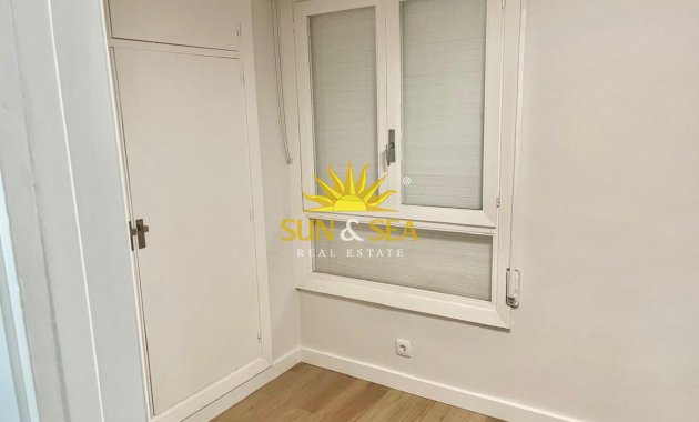 Location à long terme - Appartement - Alicante - Centro