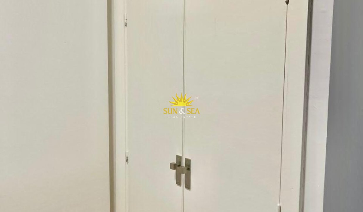 Location à long terme - Appartement - Alicante - Centro