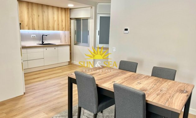 Location à long terme - Appartement - Alicante - Centro