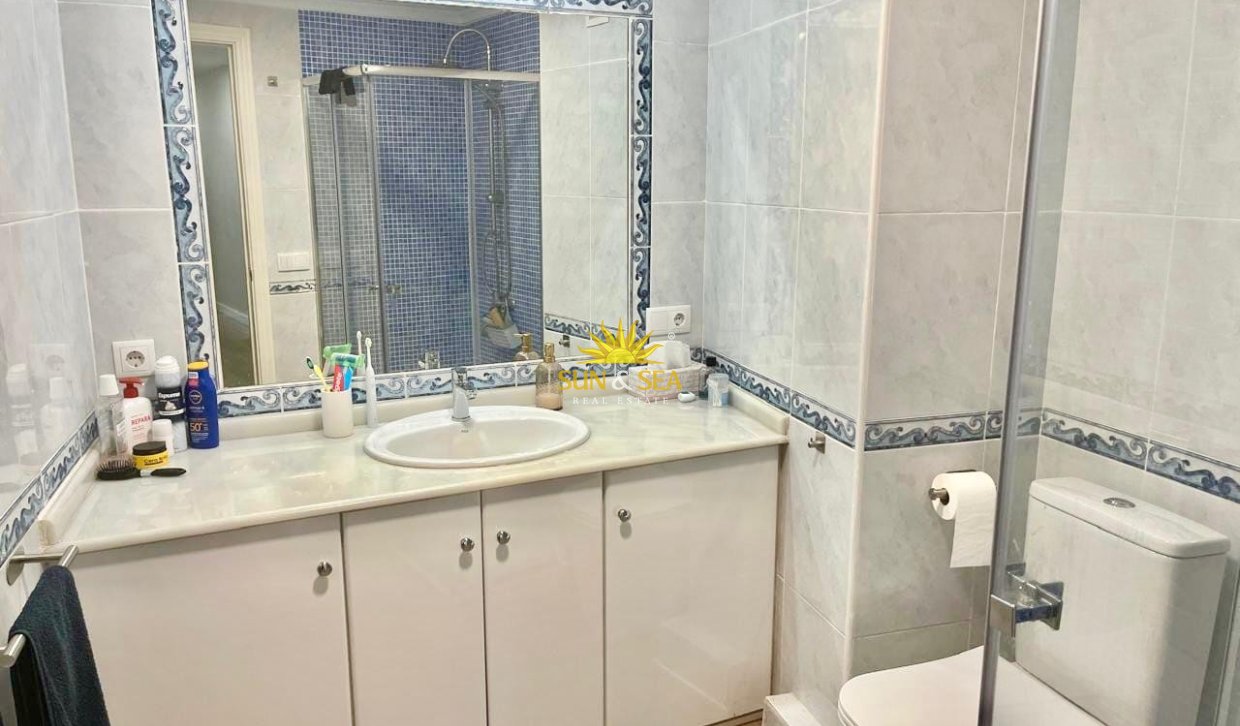 Location à long terme - Appartement - Alicante - Centro