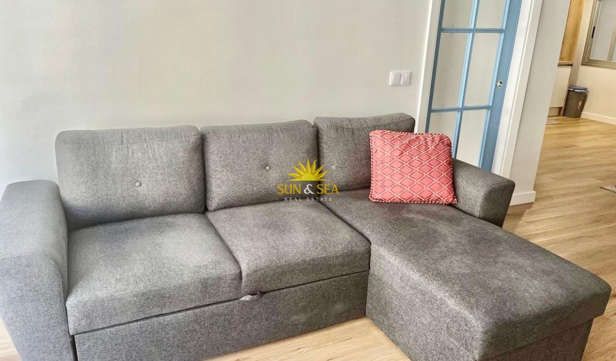Location à long terme - Appartement - Alicante - Centro