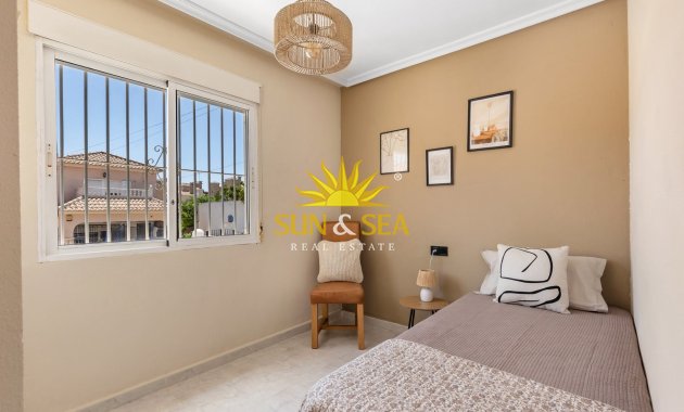 Location à long terme - Villa - Torrevieja - Orihuela costa