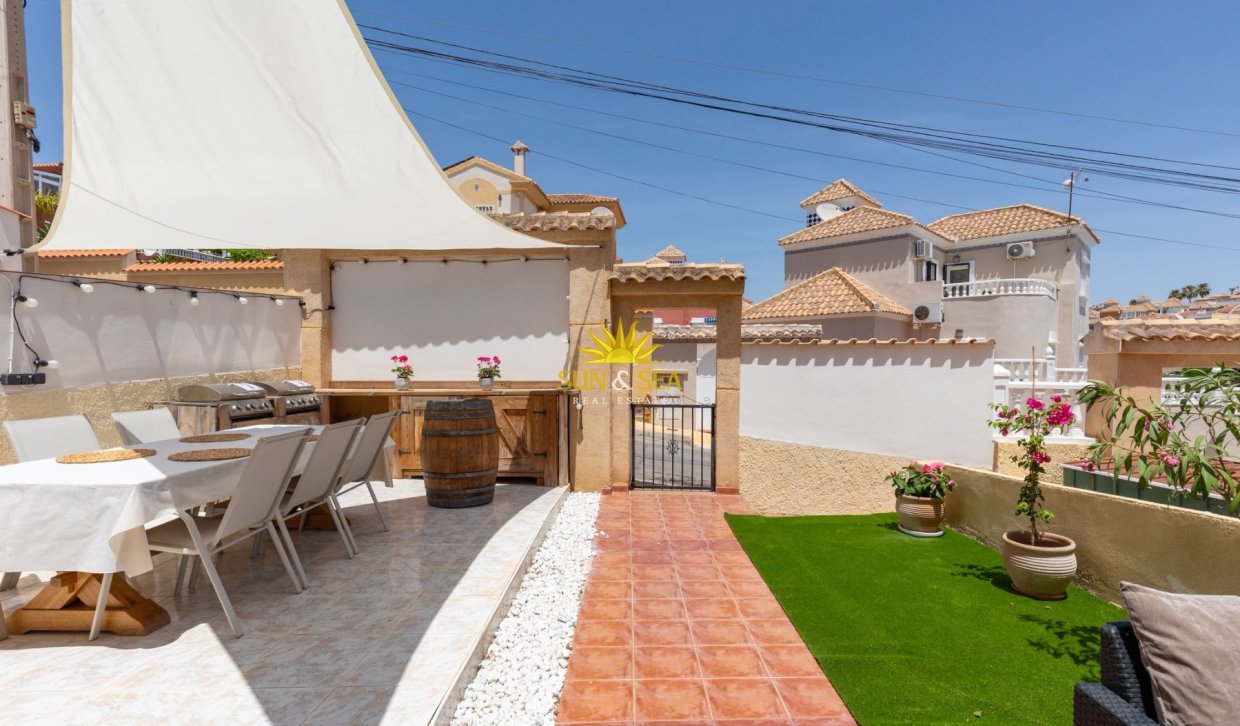 Location à long terme - Villa - Torrevieja - Orihuela costa