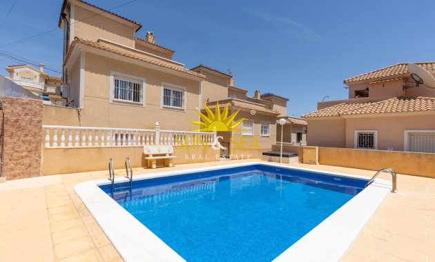 Location à long terme - Villa - Torrevieja - Orihuela costa