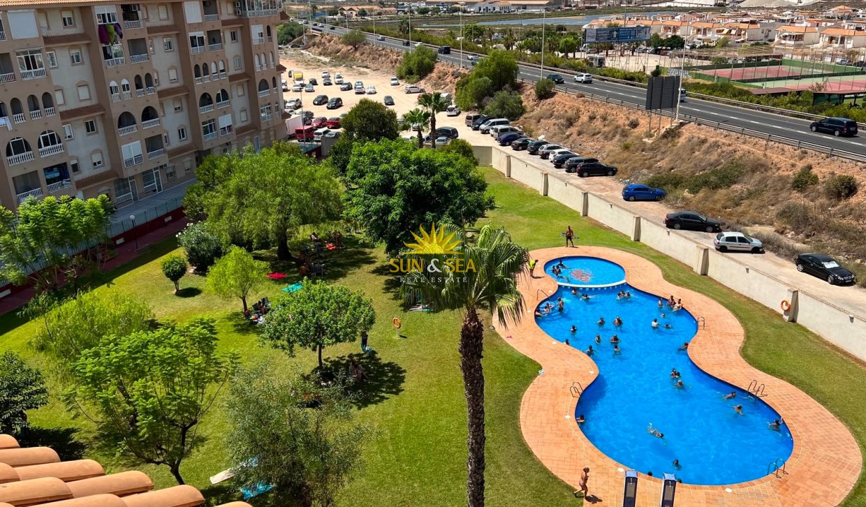 Location à long terme - Appartement - Torrevieja - Centro