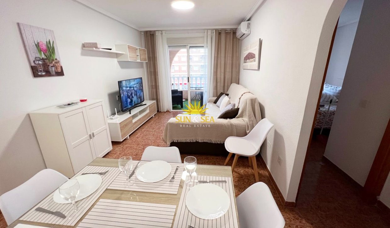 Location à long terme - Appartement - Torrevieja - Centro