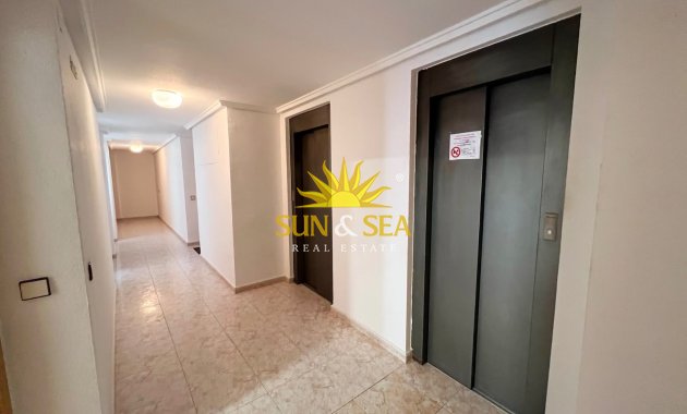 Location à long terme - Appartement - Torrevieja - Centro
