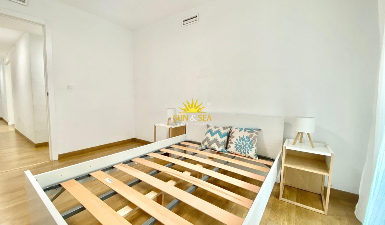 Long Term Rental - Apartment - Alicante (Alacant)