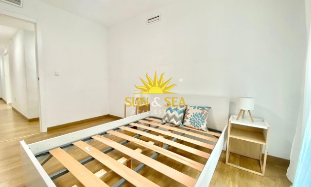 Long Term Rental - Apartment - Alicante (Alacant)