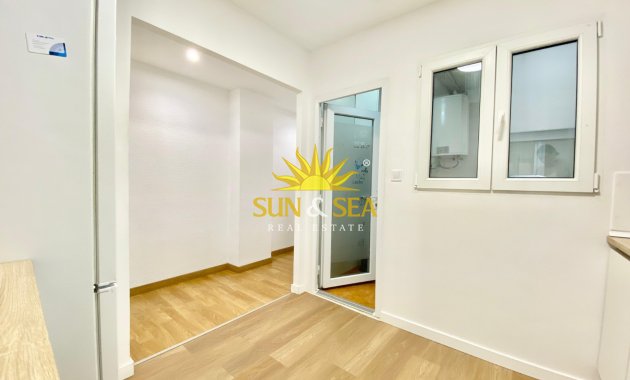 Long Term Rental - Apartment - Alicante (Alacant)