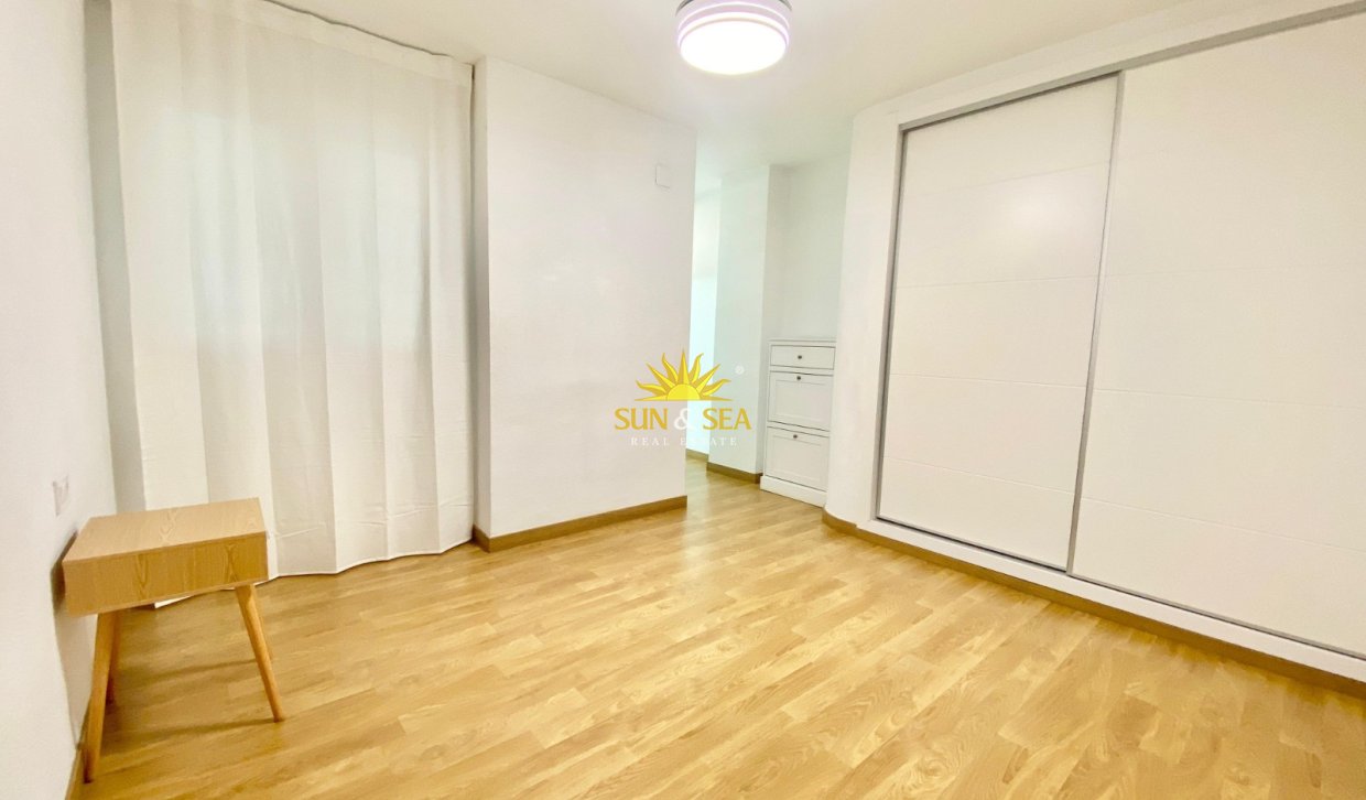 Long Term Rental - Apartment - Alicante (Alacant)