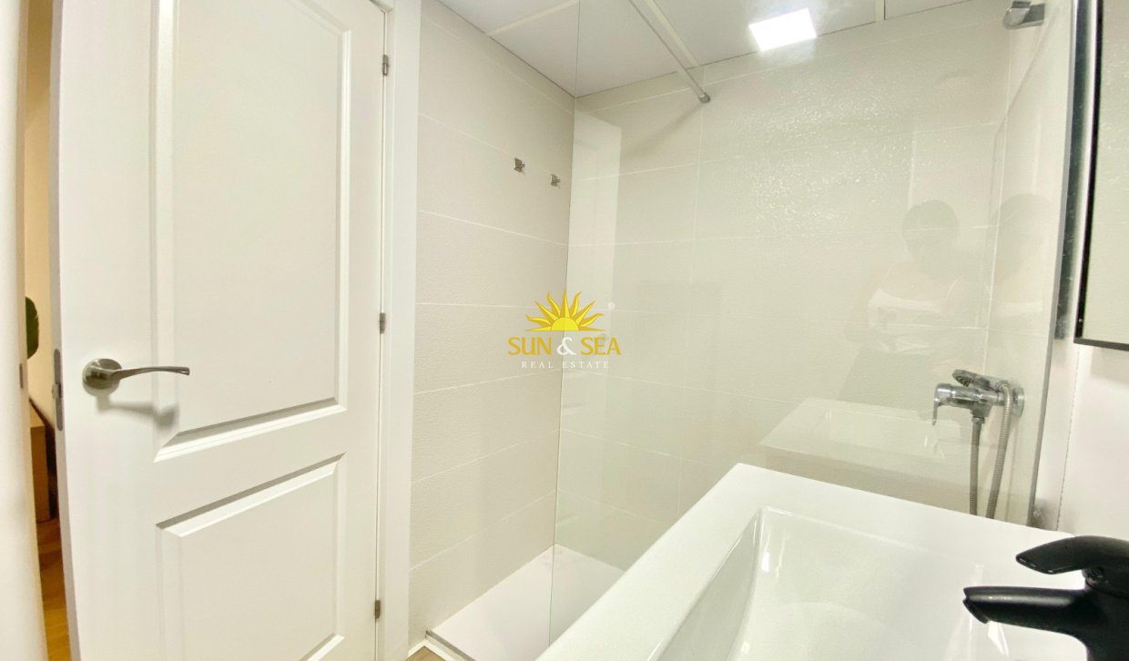 Long Term Rental - Apartment - Alicante (Alacant)