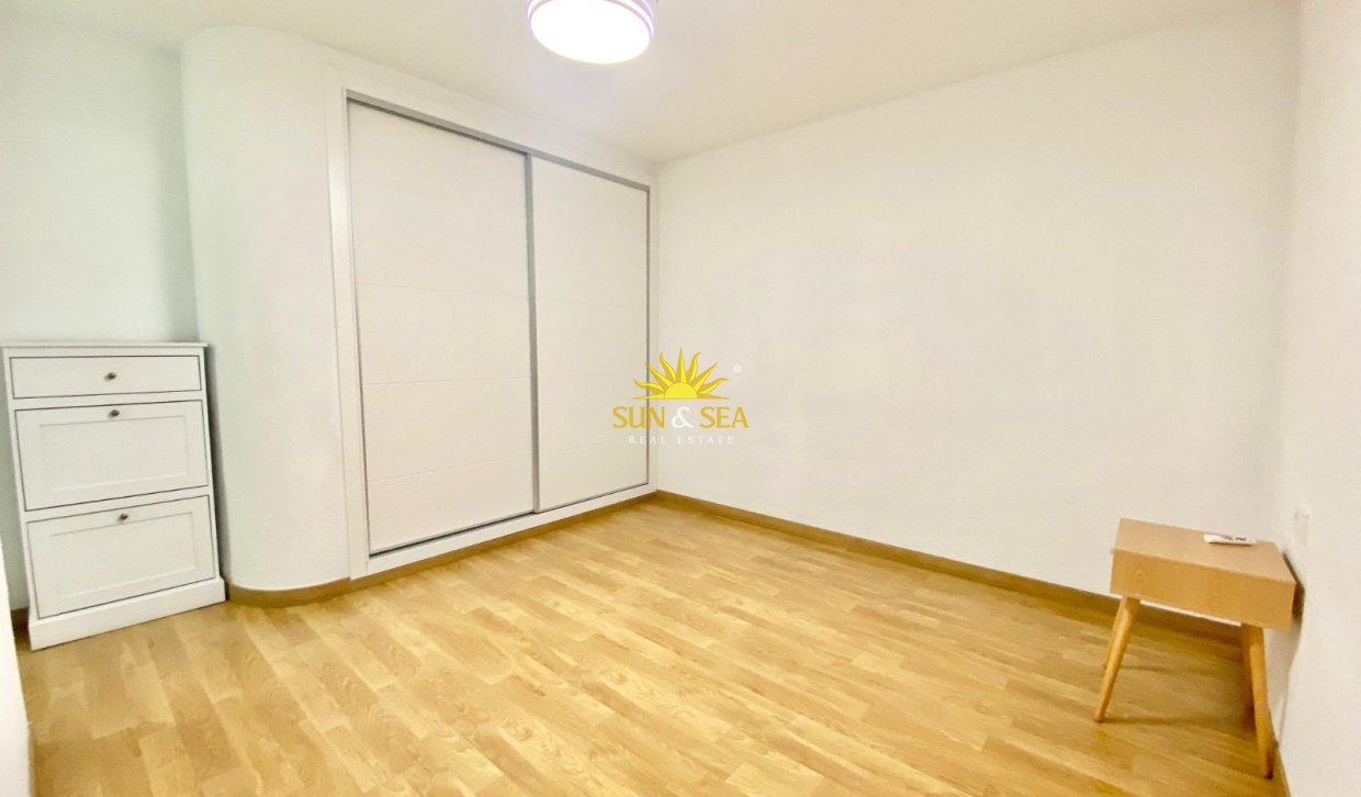 Long Term Rental - Apartment - Alicante (Alacant)
