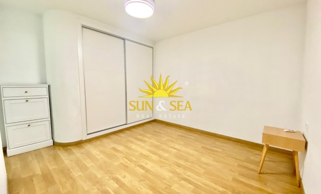 Long Term Rental - Apartment - Alicante (Alacant)