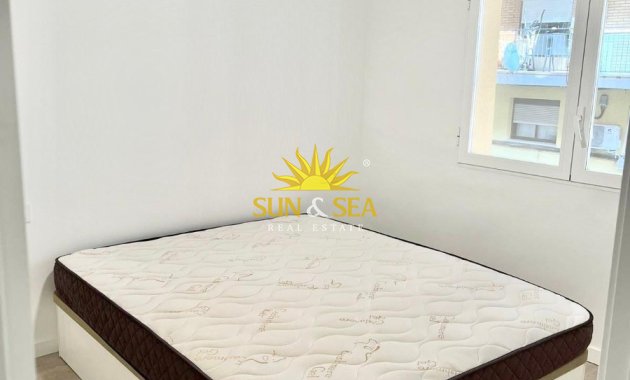 Location à long terme - Appartement - El Campello