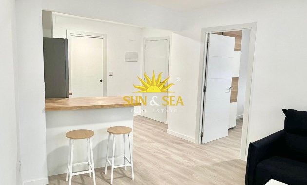 Location à long terme - Appartement - El Campello