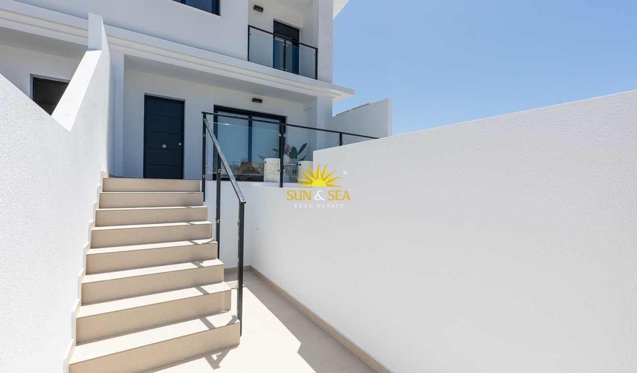 Новое здание - semi-detached - Rafal