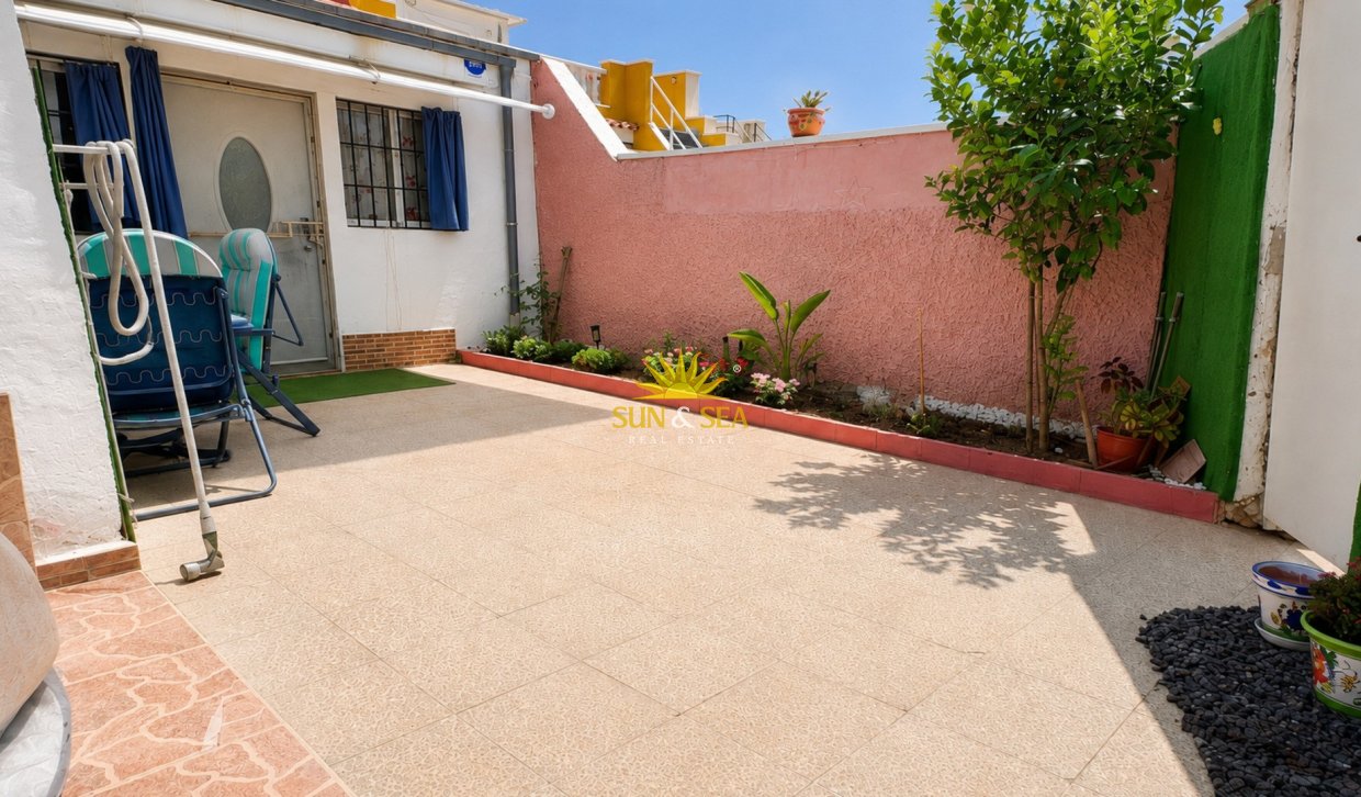 Alquiler a largo plazo - Ground Floor - Torrevieja - Torretas