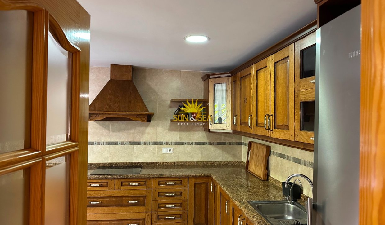 Lange Termijn Verhuur - Villa - Alicante - Ciudad Jardín