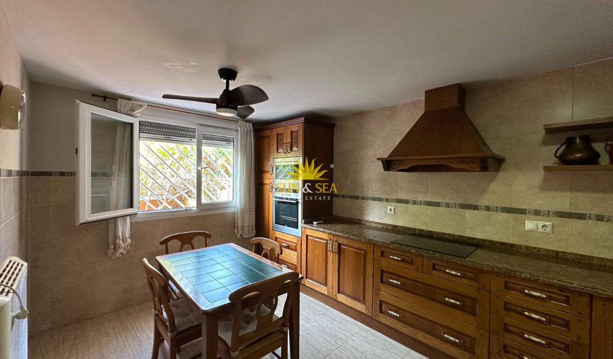 Lange Termijn Verhuur - Villa - Alicante - Ciudad Jardín