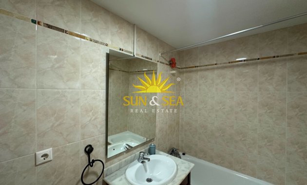 Lange Termijn Verhuur - Villa - Alicante - Ciudad Jardín