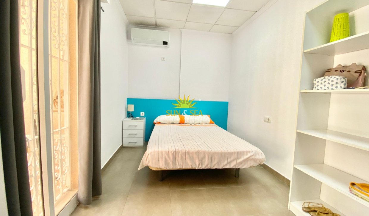 Kurzzeit-Vermietung - Wohnung - El Campello