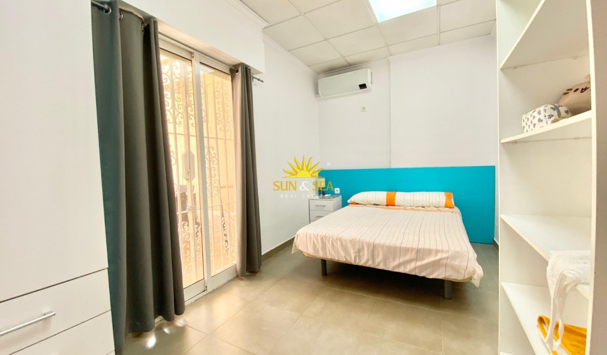 Kurzzeit-Vermietung - Wohnung - El Campello