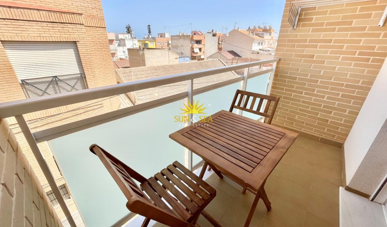 Lange Termijn Verhuur - Appartement - Los Alcázares - Los Alcazares