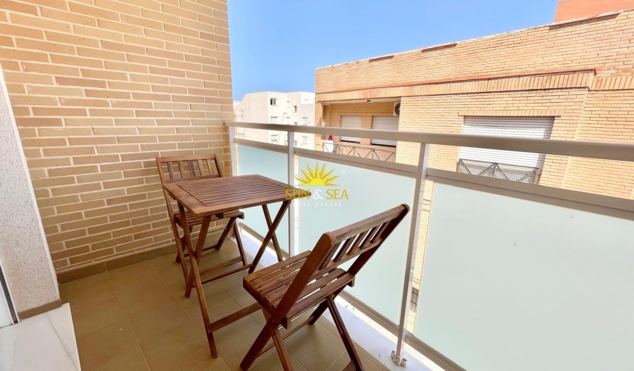 Lange Termijn Verhuur - Appartement - Los Alcázares - Los Alcazares