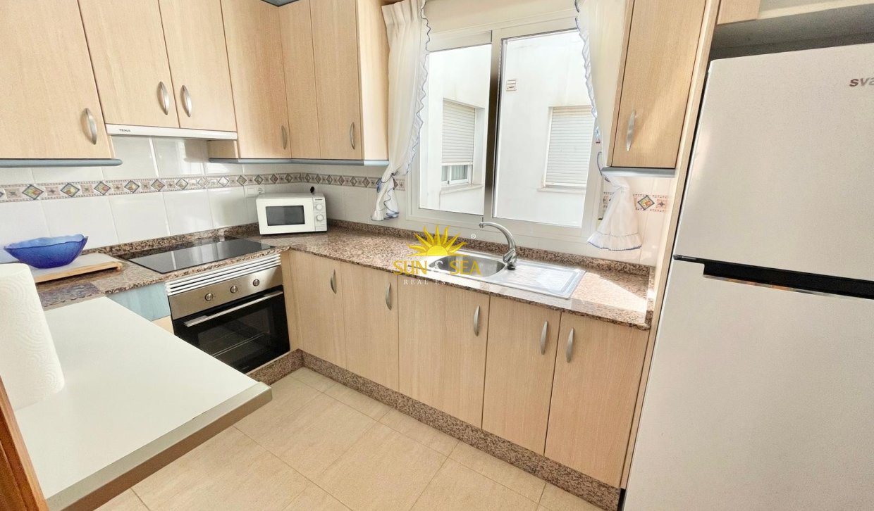 Lange Termijn Verhuur - Appartement - Los Alcázares - Los Alcazares