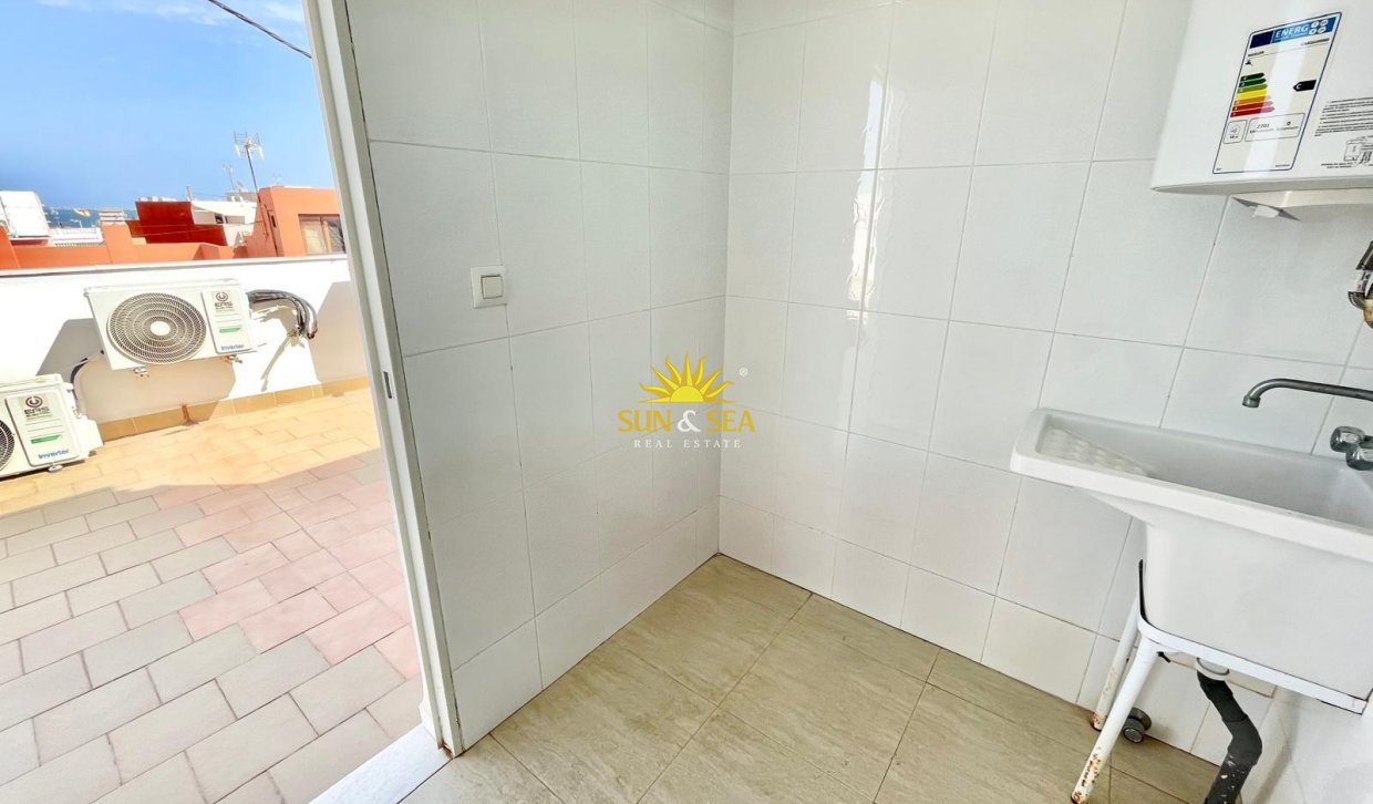 Lange Termijn Verhuur - Appartement - Los Alcázares - Los Alcazares