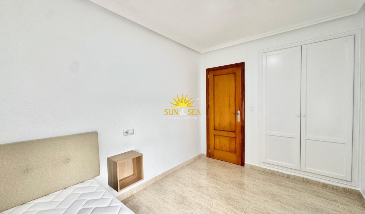 Alquiler a largo plazo - Apartamento - Guardamar del Segura - guardamar del segura