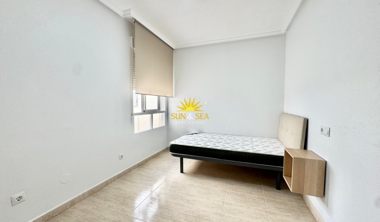 Alquiler a largo plazo - Apartamento - Guardamar del Segura - guardamar del segura
