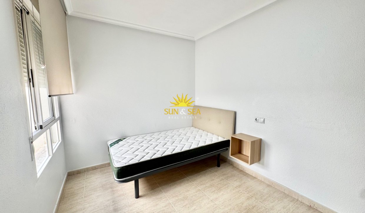 Alquiler a largo plazo - Apartamento - Guardamar del Segura - guardamar del segura