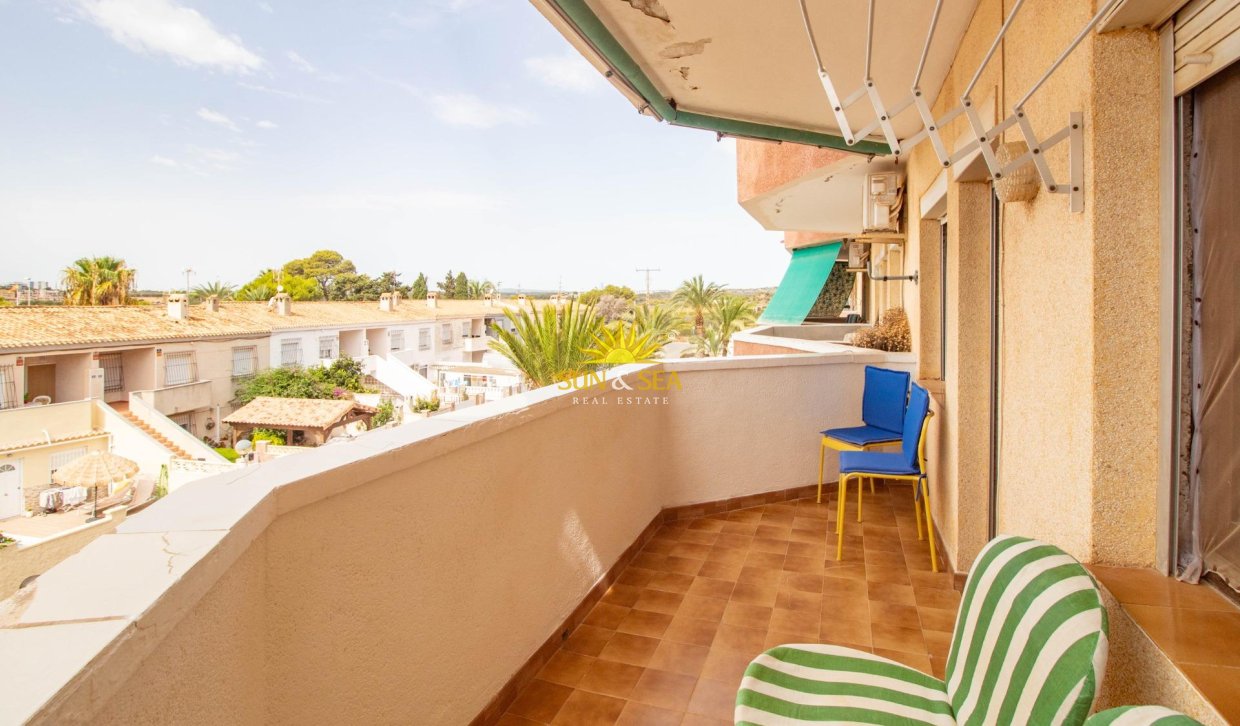 Wiederverkauf - Wohnung - Orihuela Costa - La Regia