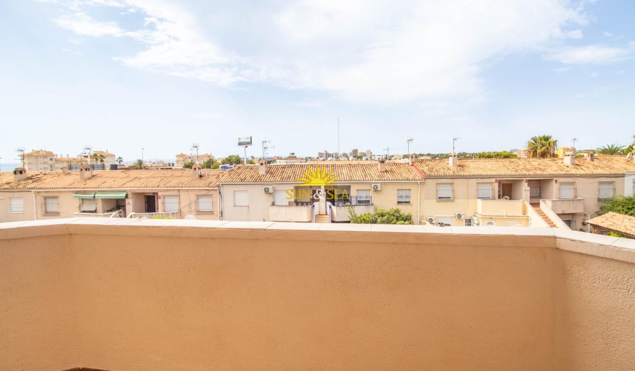 Wiederverkauf - Wohnung - Orihuela Costa - La Regia