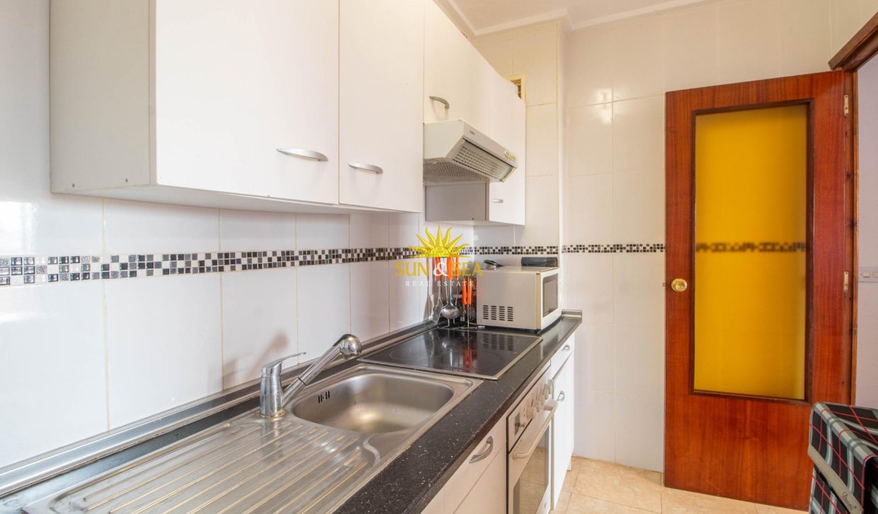 Wiederverkauf - Wohnung - Orihuela Costa - La Regia
