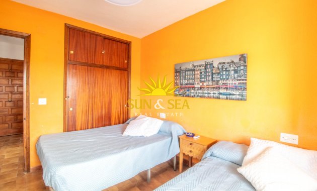 Wiederverkauf - Wohnung - Orihuela Costa - La Regia