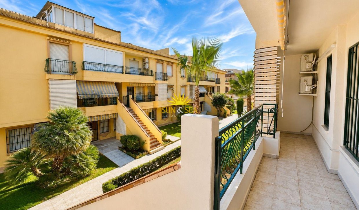 Resale - Apartment - Torrevieja - La veleta