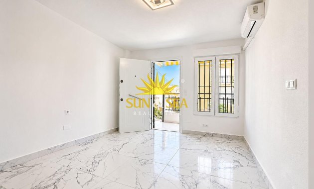 Resale - Apartment - Torrevieja - La veleta